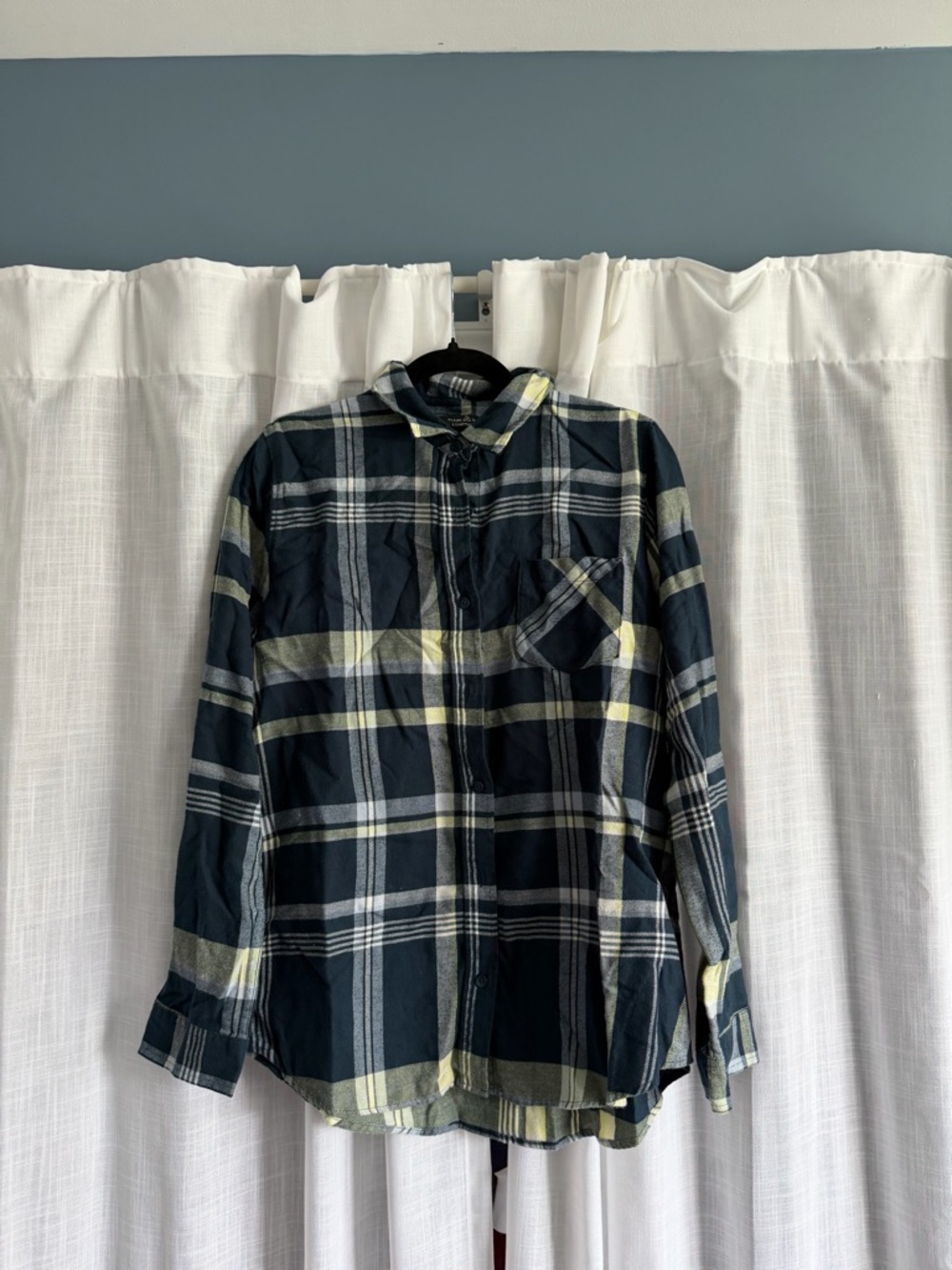 Woman’s Alpine Design Flannel Green & Blue